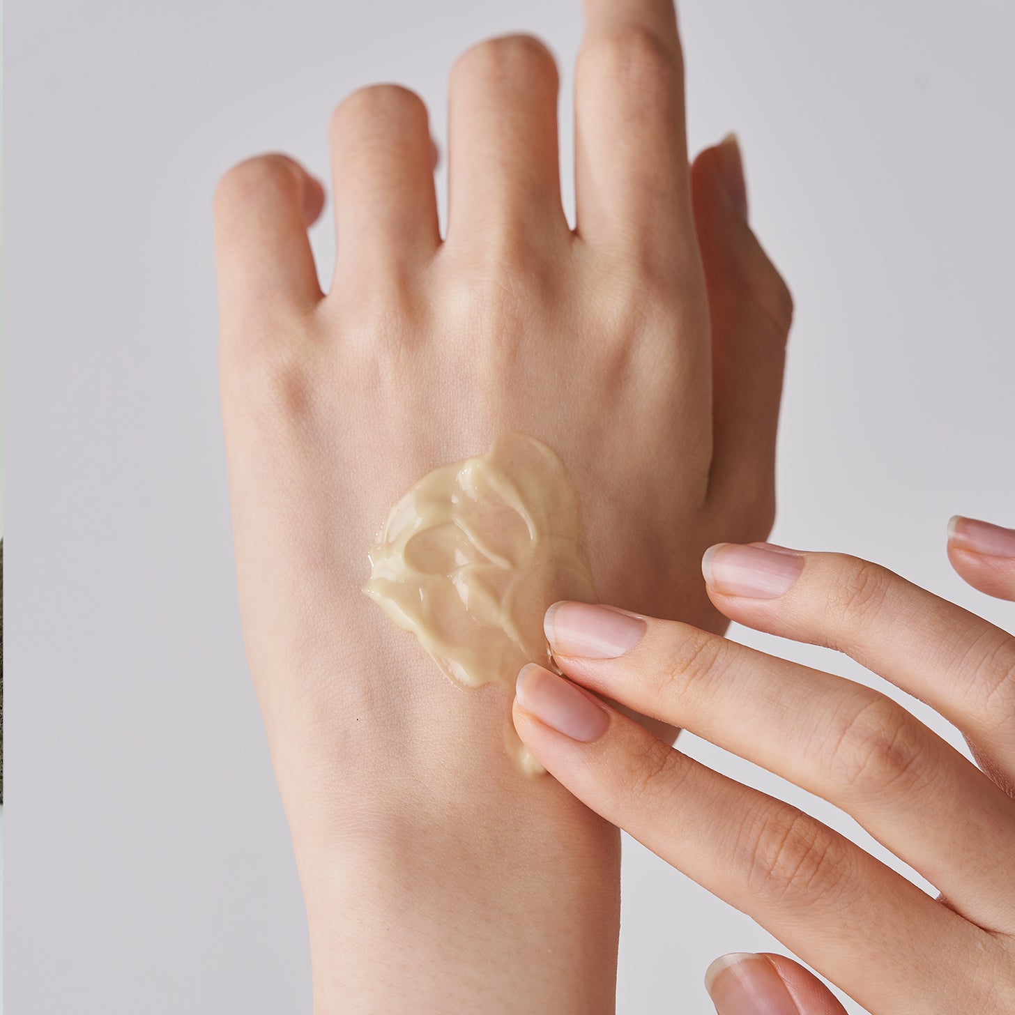 Revive Eye Serum : Ginseng + Retinal